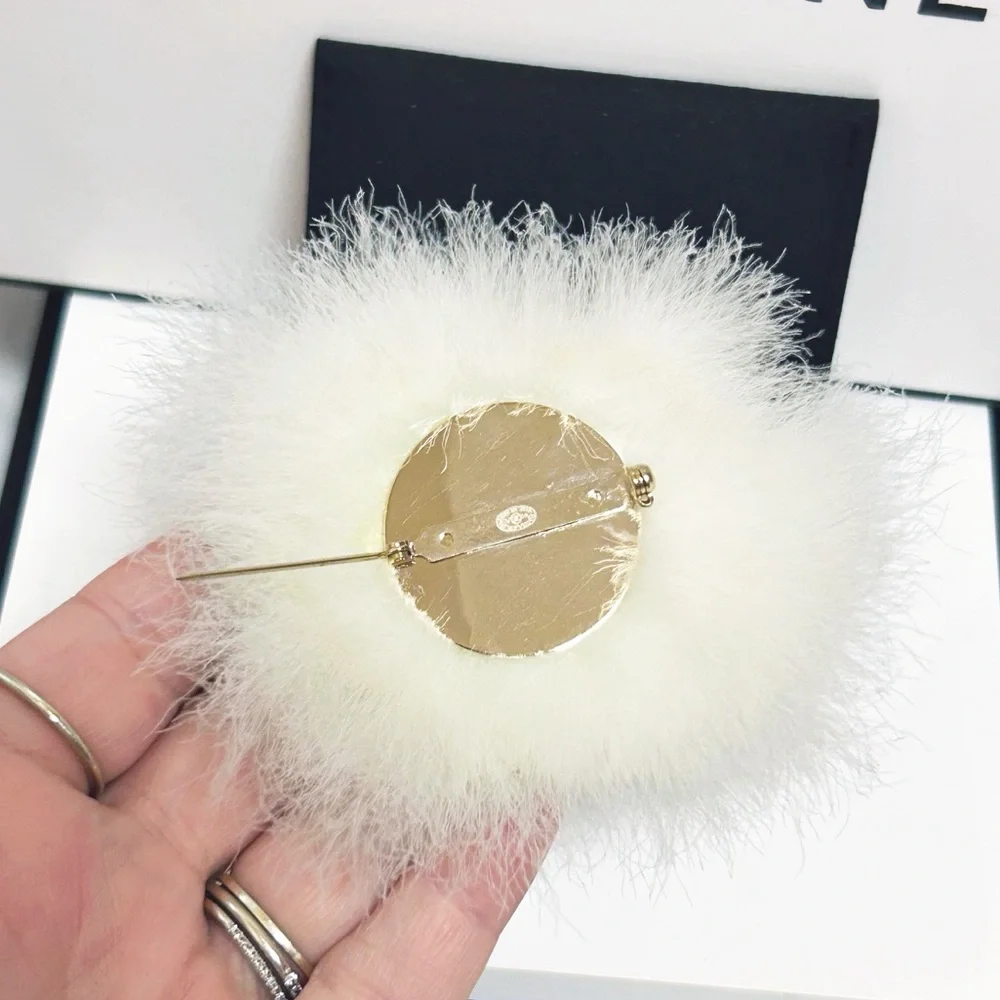 Authentic Chanel ULTRA RARE 04’ Runway Angora, Mint Bow & Pearl CC Brooch / Pin